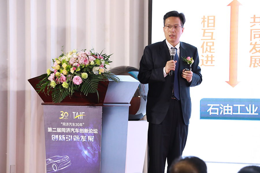 菠萝视频
副院长魏学哲 菠萝视频
副院长魏学哲